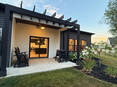 Tiny photo for 575 Sandringham Pass, Fort Wayne, IN 46845 (MLS # 202630474)