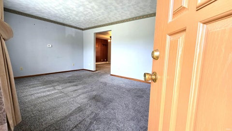 Tiny photo for 1846 E Paige Road, Columbia City, IN 46725 (MLS # 202638012)