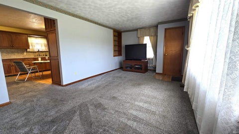 Tiny photo for 1846 E Paige Road, Columbia City, IN 46725 (MLS # 202638012)
