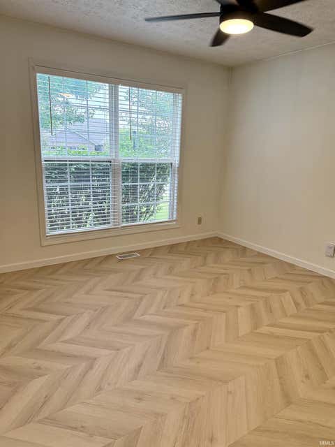 Tiny photo for 23 Kingfisher Circle, Lafayette, IN 47909 (MLS # 202626859)