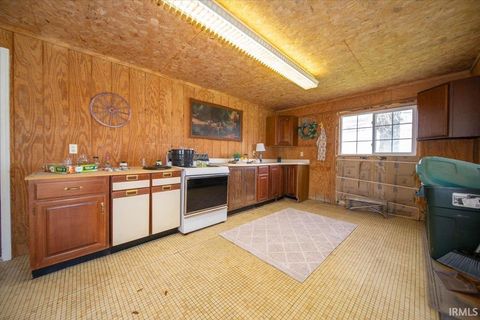 Tiny photo for 5735 E 400 S, Kokomo, IN 46902 (MLS # 202614087)