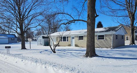 Tiny photo for 117 E Catherine Street, Flora, IN 46929 (MLS # 202603539)