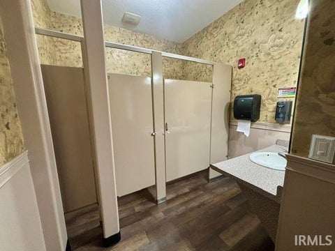 Tiny photo for 1001 N WASHINGTON Street, Marion, IN 46952 (MLS # 202625197)