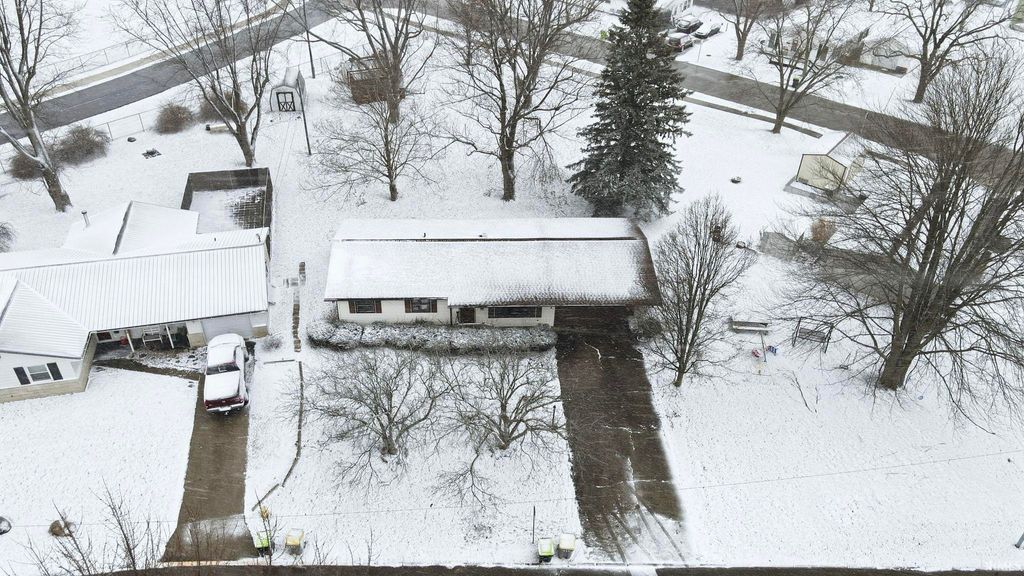 Photo of 104 S Park Lane, Butler, IN 46721 (MLS # 202601538)