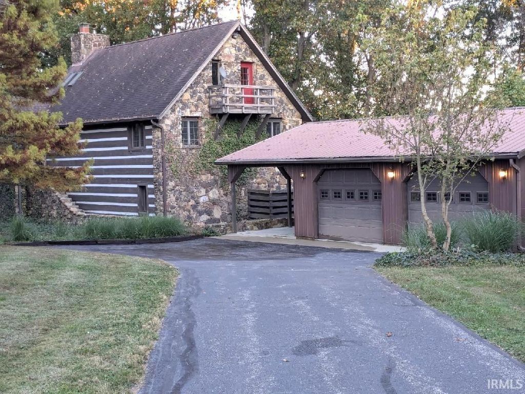 Photo of 9600 E State Road 46, Bloomington, IN 47401 (MLS # 202543806)