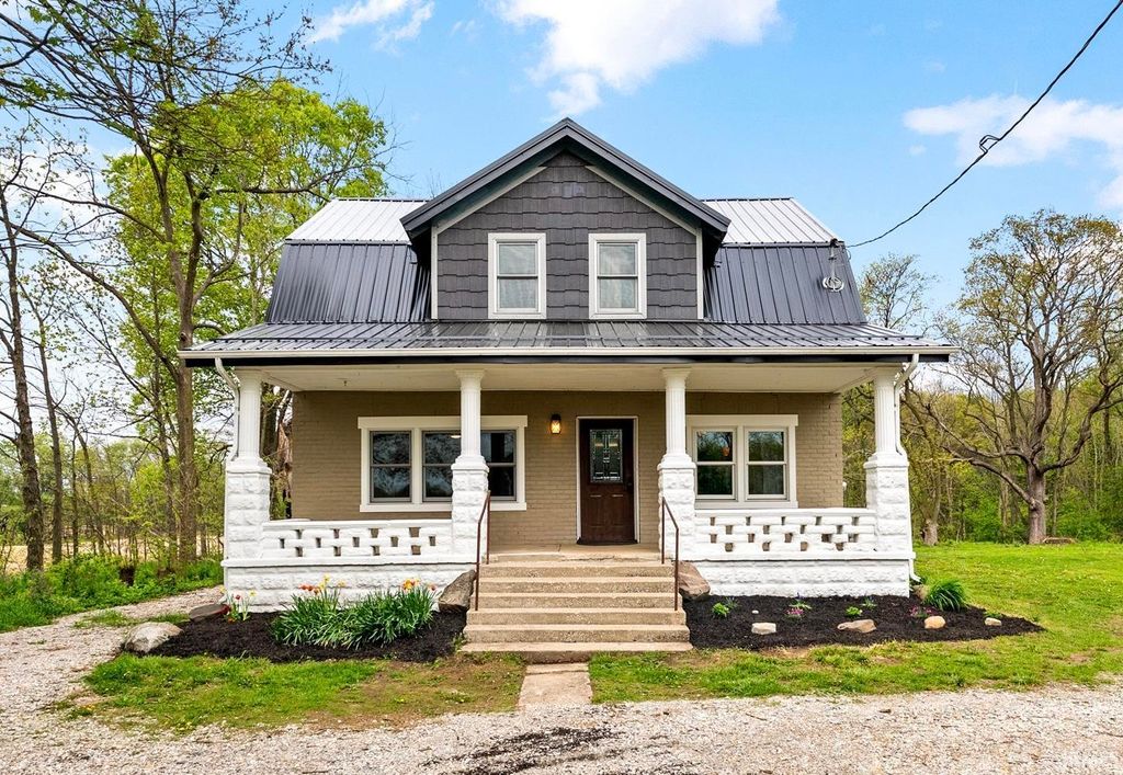 Photo of 13008 E State Road 114, Akron, IN 46910 (MLS # 202615871)
