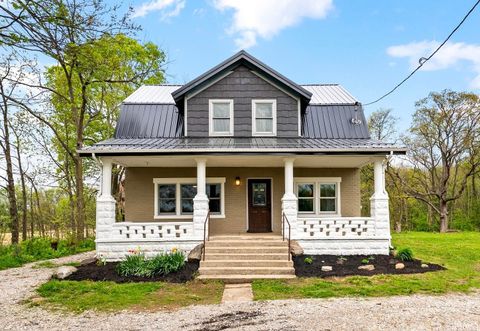 Photo of 13008 E State Road 114, Akron, IN 46910 (MLS # 202615871)