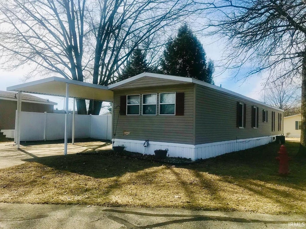 Photo of 805 Baker Street #LOT 86, Plymouth, IN 46563 (MLS # 202636526)