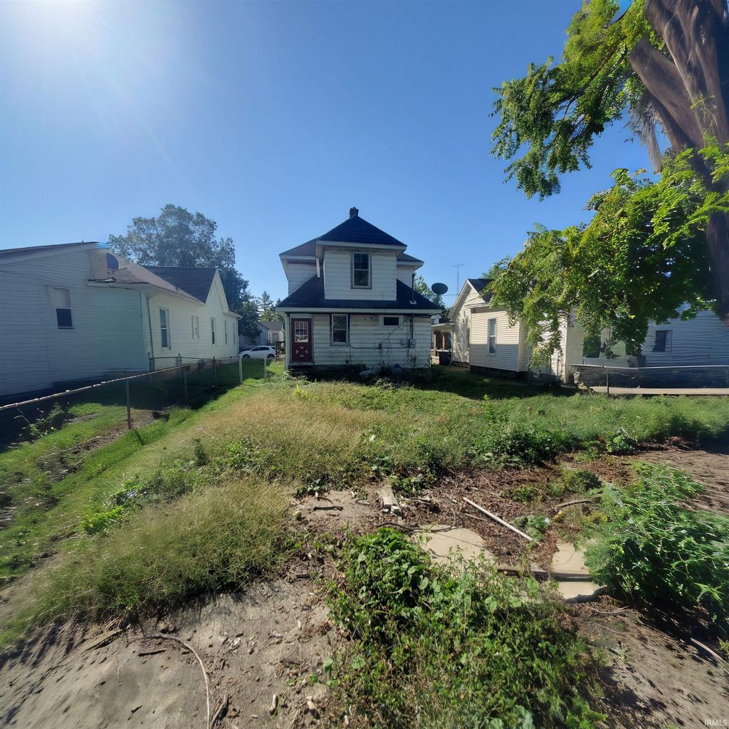 Photo of 316 W 11 Street, Connersville, IN 47331 (MLS # 202541676)
