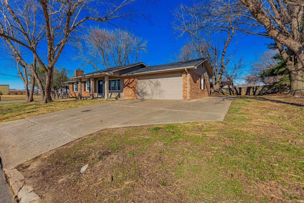 Photo of 441 Lawrence Drive, Mount Vernon, IN 47620 (MLS # 202601381)