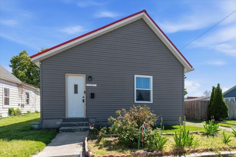 Tiny photo for 1320 Poland Street, South Bend, IN 46619 (MLS # 202618748)