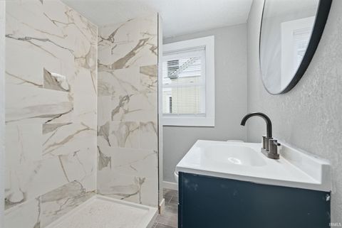 Tiny photo for 2209 Curdes Avenue, Fort Wayne, IN 46805 (MLS # 202616871)