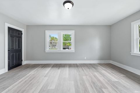 Tiny photo for 2209 Curdes Avenue, Fort Wayne, IN 46805 (MLS # 202616871)