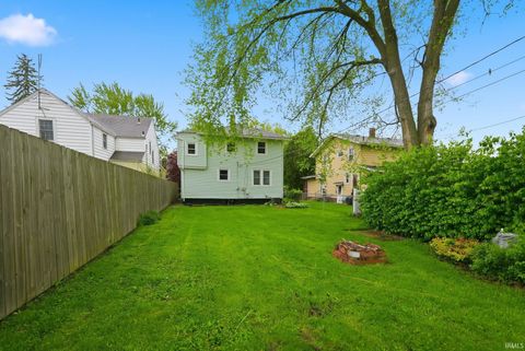 Tiny photo for 2209 Curdes Avenue, Fort Wayne, IN 46805 (MLS # 202616871)