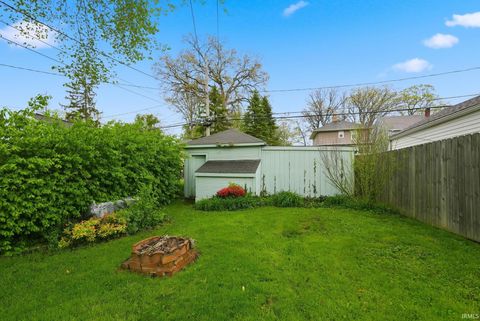 Tiny photo for 2209 Curdes Avenue, Fort Wayne, IN 46805 (MLS # 202616871)