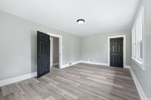 Tiny photo for 2209 Curdes Avenue, Fort Wayne, IN 46805 (MLS # 202616871)