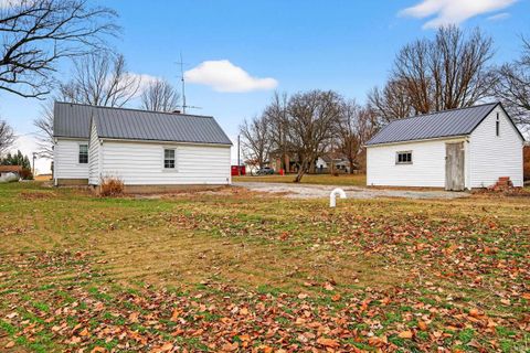 Tiny photo for 6722 N Jefferson Street, Twelve Mile, IN 46988 (MLS # 202549613)