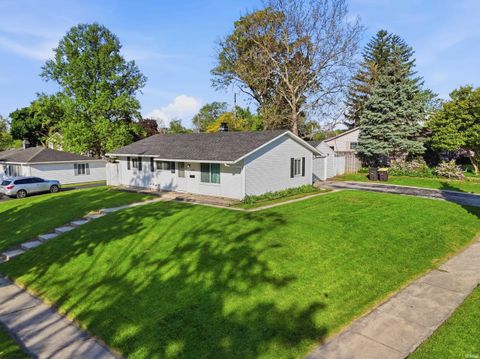 Tiny photo for 5117 Northcrest Drive, Fort Wayne, IN 46825 (MLS # 202617974)