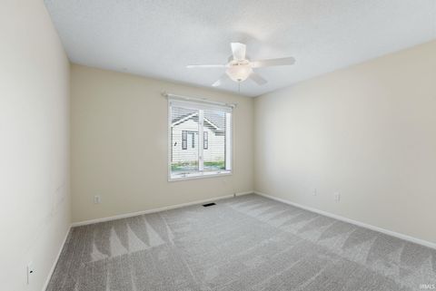 Tiny photo for 8028 Harrisburg Lane, Fort Wayne, IN 46835 (MLS # 202610371)
