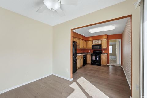 Tiny photo for 8028 Harrisburg Lane, Fort Wayne, IN 46835 (MLS # 202610371)