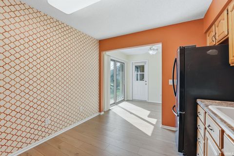 Tiny photo for 8028 Harrisburg Lane, Fort Wayne, IN 46835 (MLS # 202610371)