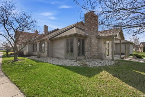 Tiny photo for 8028 Harrisburg Lane, Fort Wayne, IN 46835 (MLS # 202610371)