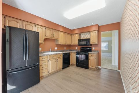 Tiny photo for 8028 Harrisburg Lane, Fort Wayne, IN 46835 (MLS # 202610371)