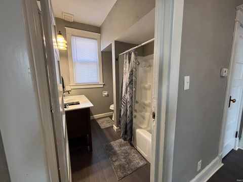 Tiny photo for 1101 N 3rd Avenue, Evansville, IN 47710 (MLS # 202610761)