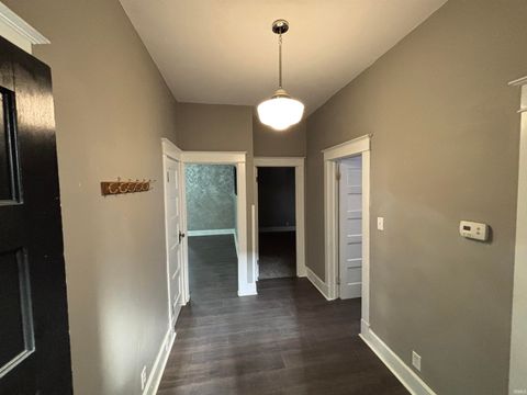 Tiny photo for 1101 N 3rd Avenue, Evansville, IN 47710 (MLS # 202610761)