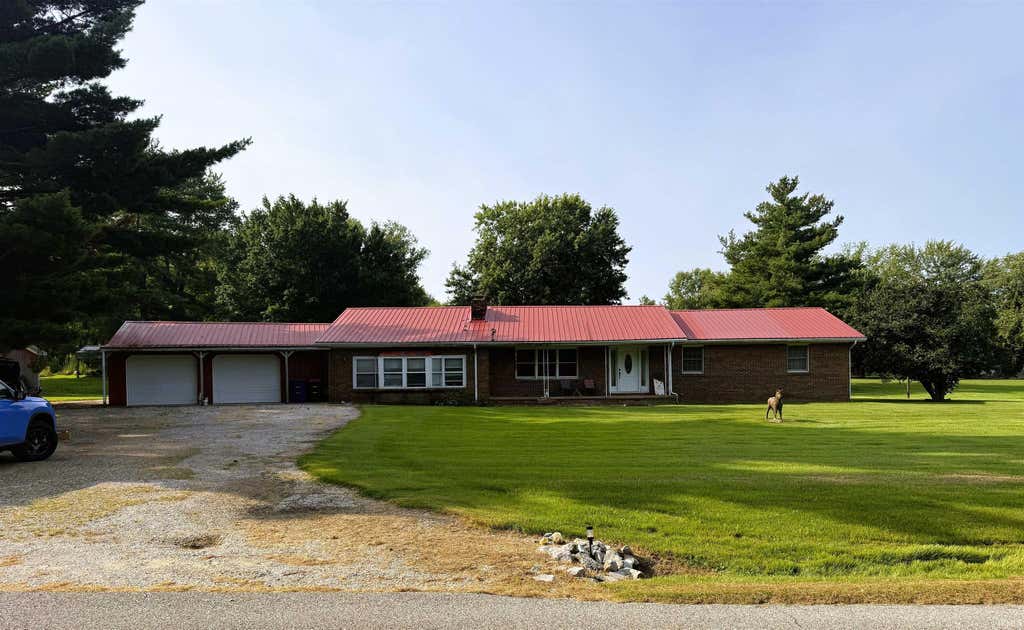 Photo of 2655 E Degonia Road, Boonville, IN 47601 (MLS # 202634589)