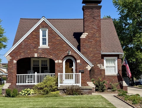 Photo of 1608 Jackson Street, Jasper, IN 47546 (MLS # 202622396)