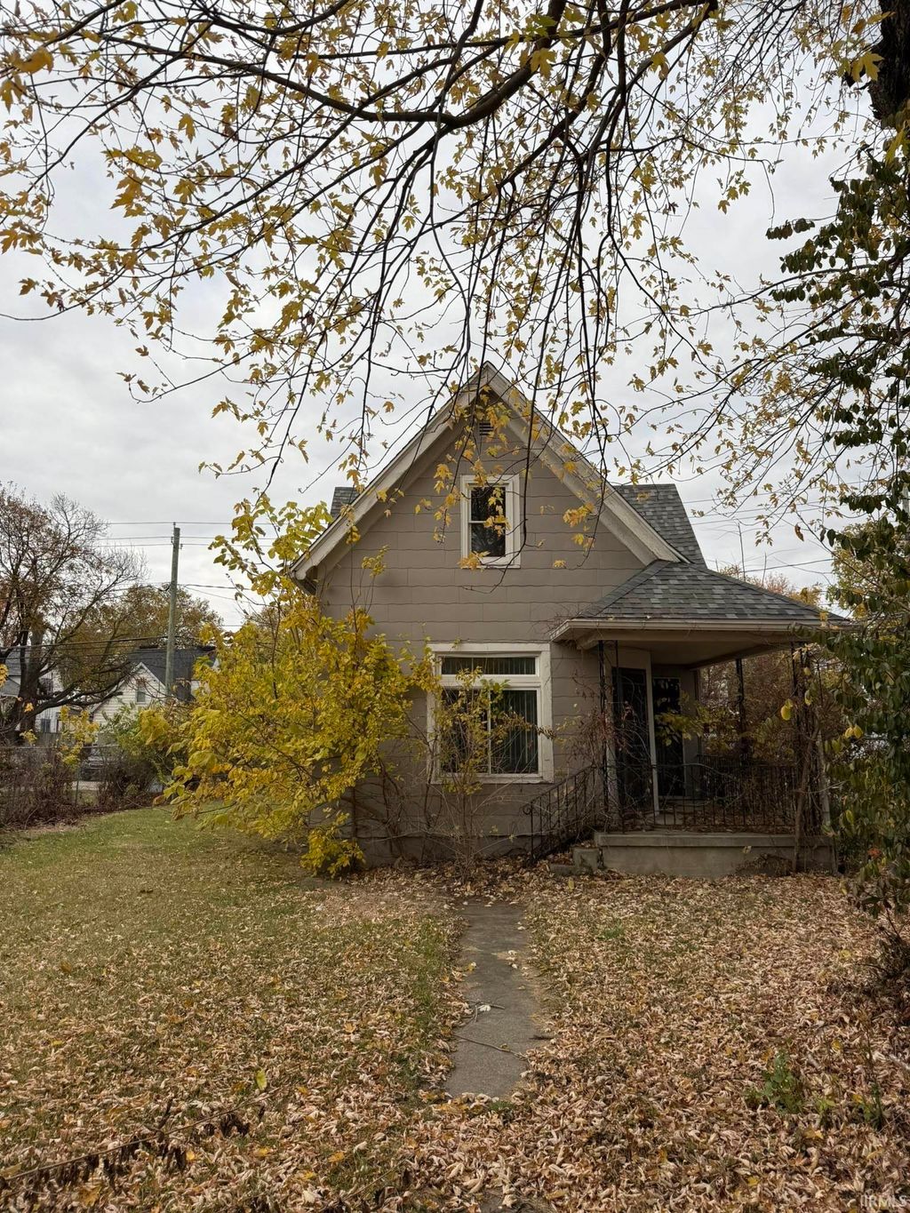 Photo of 221 E Williams Street, Fort Wayne, IN 46803 (MLS # 202544426)