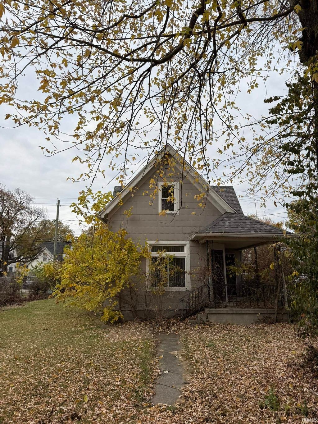 Photo of 221 E Williams Street, Fort Wayne, IN 46803 (MLS # 202544426)
