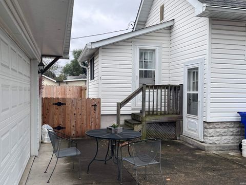 Tiny photo for 1608 S Armstrong Street, Kokomo, IN 46902 (MLS # 202540697)