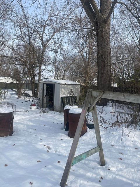 Tiny photo for 426 Minor Street, Logansport, IN 46947 (MLS # 202547687)