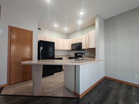 Tiny photo for 400 Saw Mill Drive #10, Lafayette, IN 47905 (MLS # 202605644)