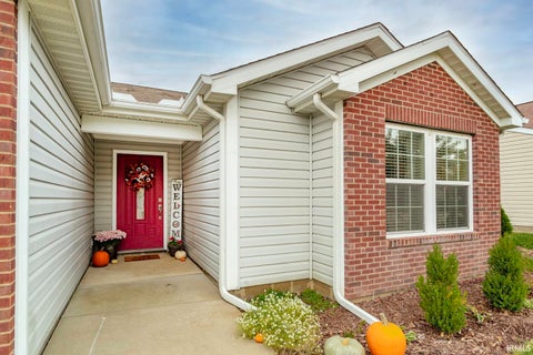 Tiny photo for 4694 Jeremiah Street, West Lafayette, IN 47906 (MLS # 202643571)