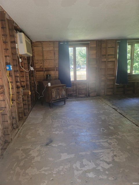 Tiny photo for 8049 E Pondview Ct. CT, Monticello, IN 47960 (MLS # 202635625)