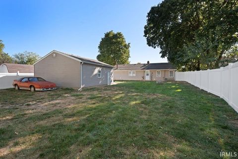 Tiny photo for 3609 SOUTHLEA Drive, Kokomo, IN 46902 (MLS # 202541444)