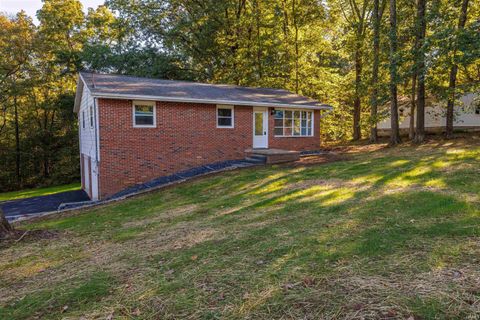 Photo of 7047 S Harmony Road, Bloomington, IN 47403 (MLS # 202541035)
