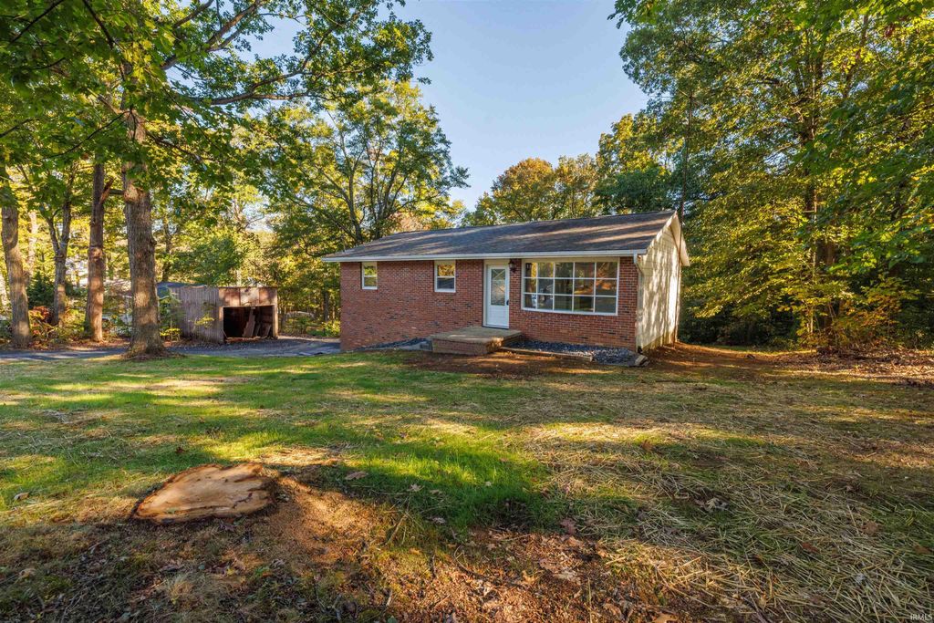 Photo of 7047 S Harmony Road, Bloomington, IN 47403 (MLS # 202541035)