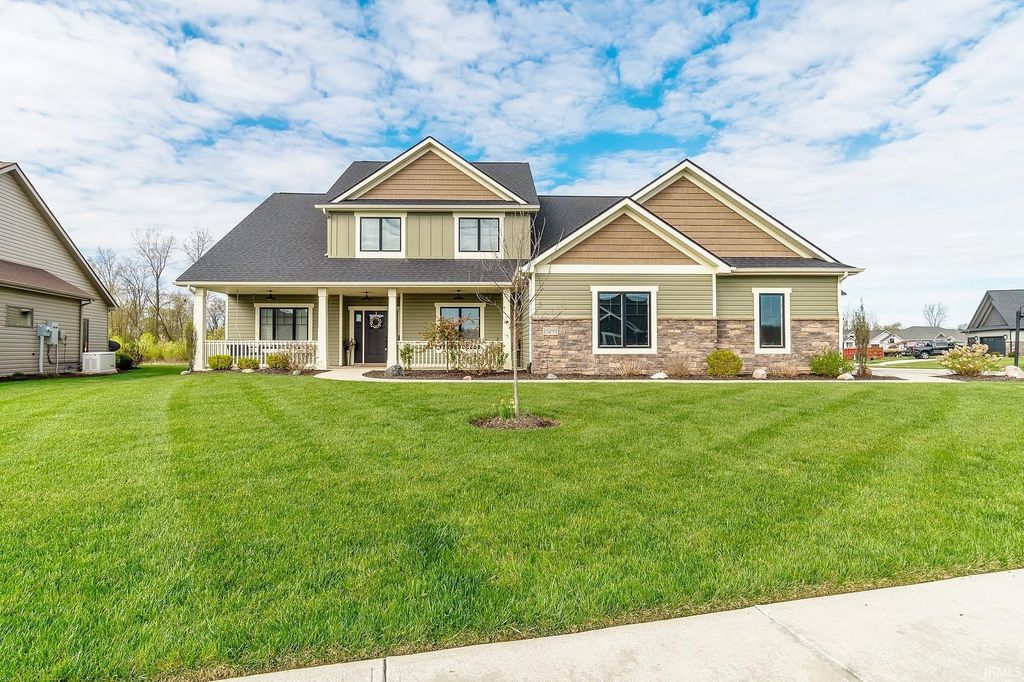 Photo of 15293 Leo Creek Boulevard, Leo, IN 46765 (MLS # 202614959)