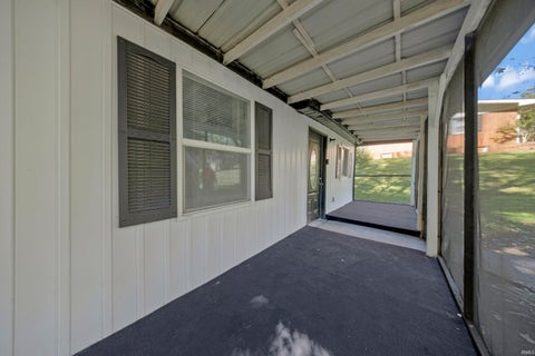 Tiny photo for 809 S Bosse Avenue, Evansville, IN 47712 (MLS # 202641844)