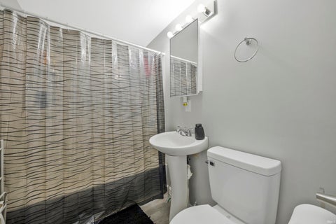 Tiny photo for 809 S Bosse Avenue, Evansville, IN 47712 (MLS # 202641844)