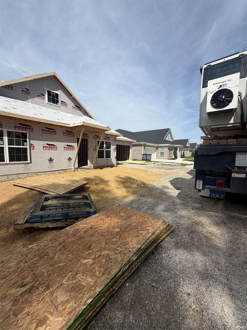 Photo of 6706 Ellipse Place, Evansville, IN 47715 (MLS # 202615250)