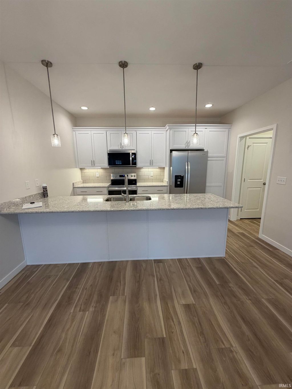 Photo of 6706 Ellipse Place, Evansville, IN 47715 (MLS # 202615250)