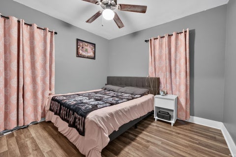 Tiny photo for 527 Burlington Avenue, Logansport, IN 46947 (MLS # 202642140)