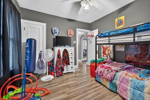 Tiny photo for 527 Burlington Avenue, Logansport, IN 46947 (MLS # 202642140)