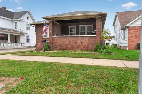 Tiny photo for 527 Burlington Avenue, Logansport, IN 46947 (MLS # 202642140)