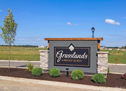 Tiny photo for 12275 Harleys Run, Fort Wayne, IN 46818 (MLS # 202612204)